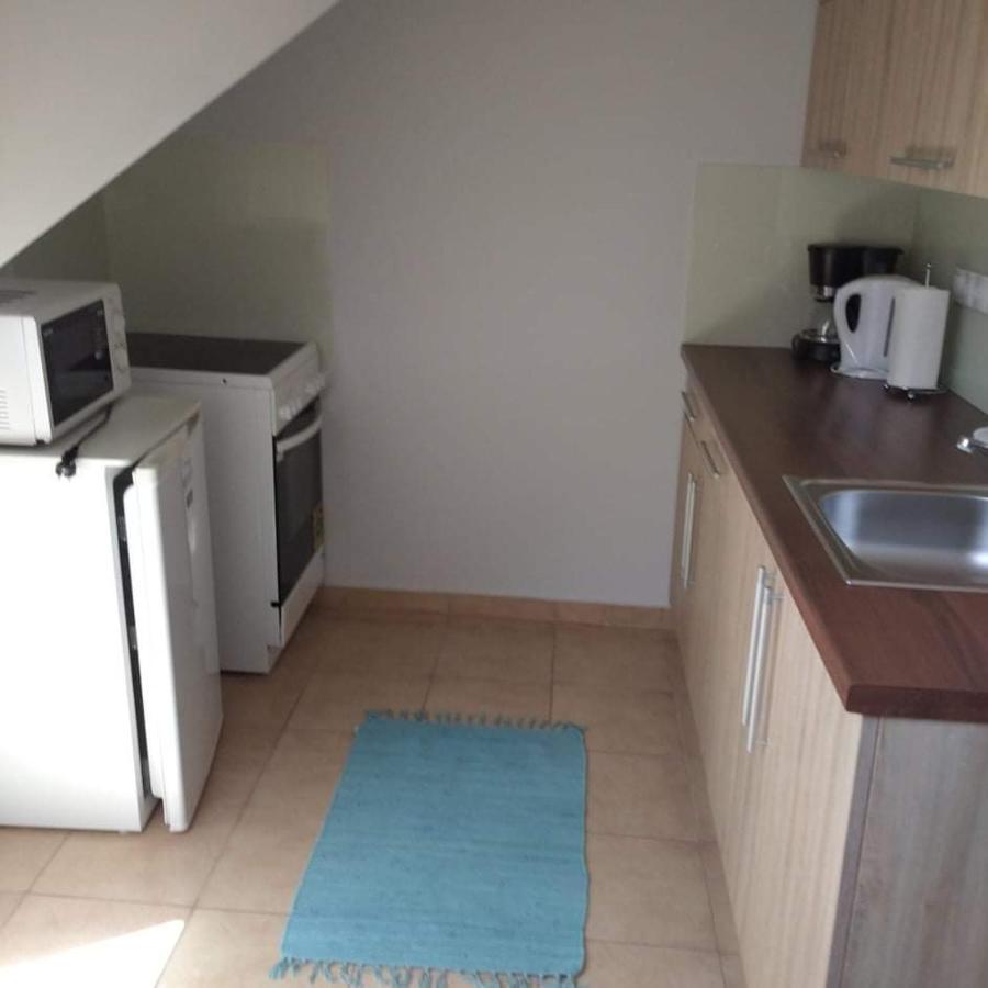Tahiti Apartman Hajdúszoboszló Екстериор снимка